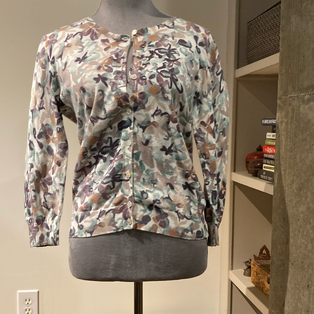 Banana republic floral cardigan, size medium